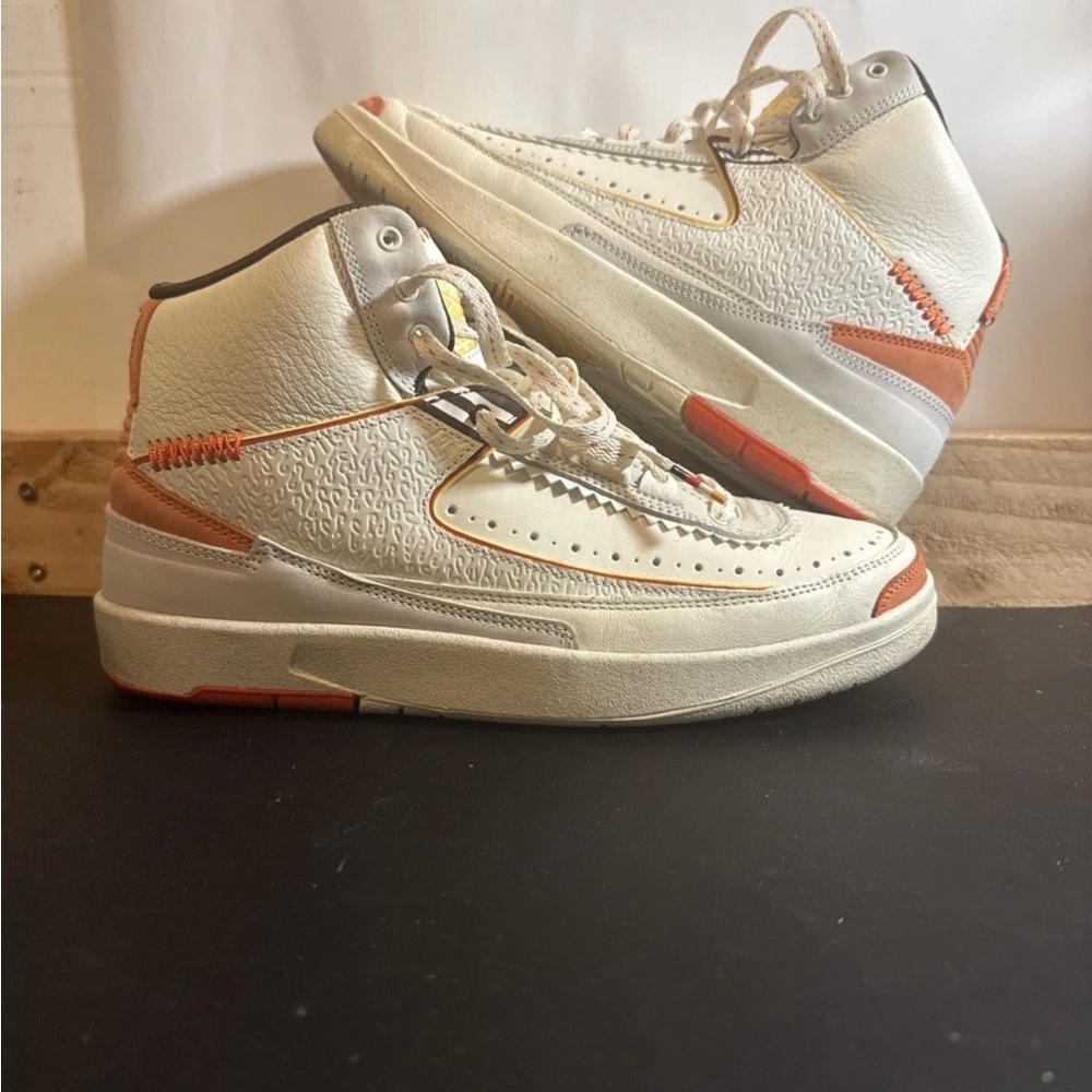 Jordan 2 Retro SP Size 9 Maison Chateau Rouge Orange White TD DO5274-180